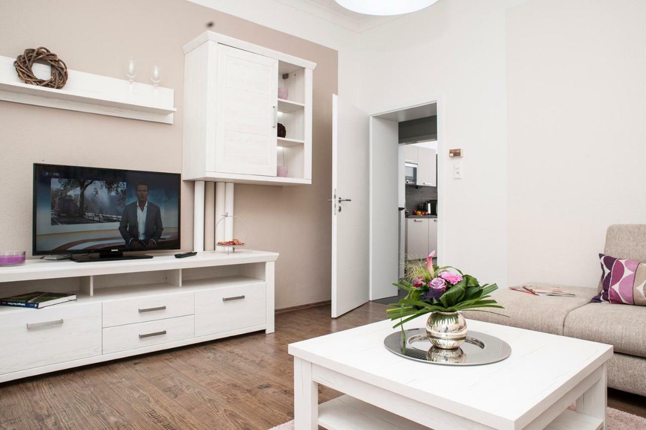 Ferienwohnung Am Freizeitpark Baerenloch Solingen Exterior photo